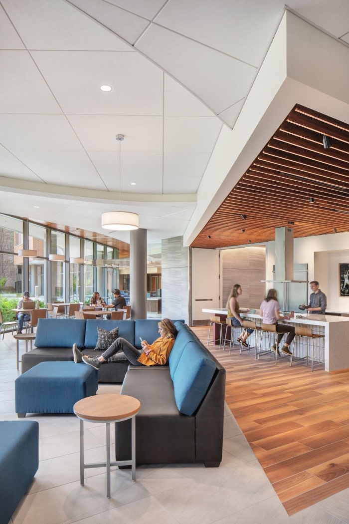 Loyola University Chicago - Francis Hall - 0