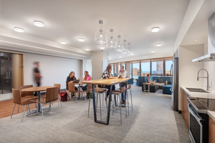 Loyola University Chicago - Francis Hall - 0