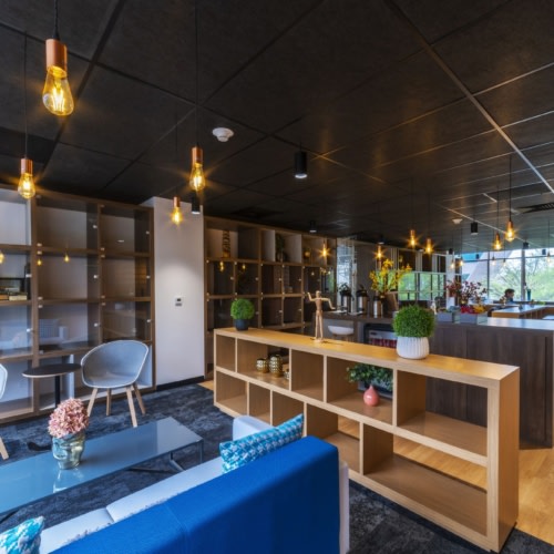 recent Víctor Castro education photography projects