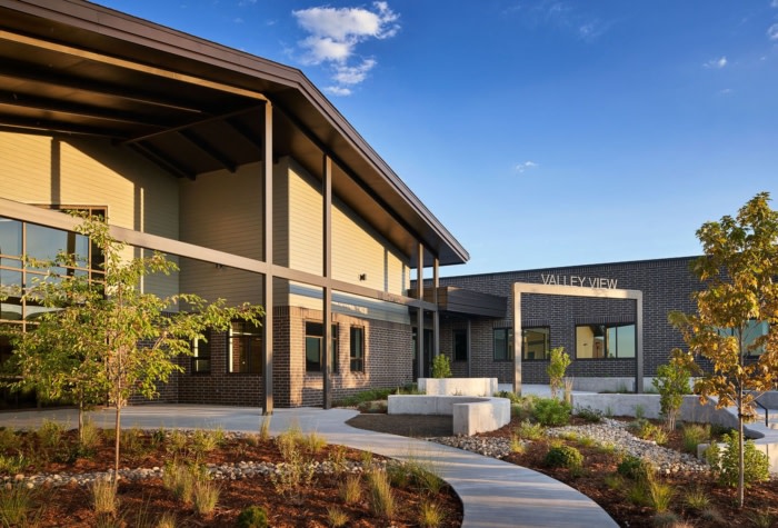 Valley View Innovation School - 0