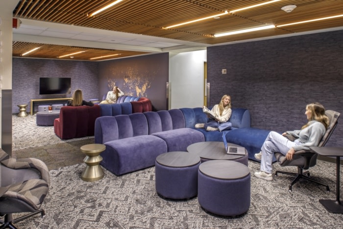 University of Texas at Austin - Kinsolving Dormitory Student Lounges - 0