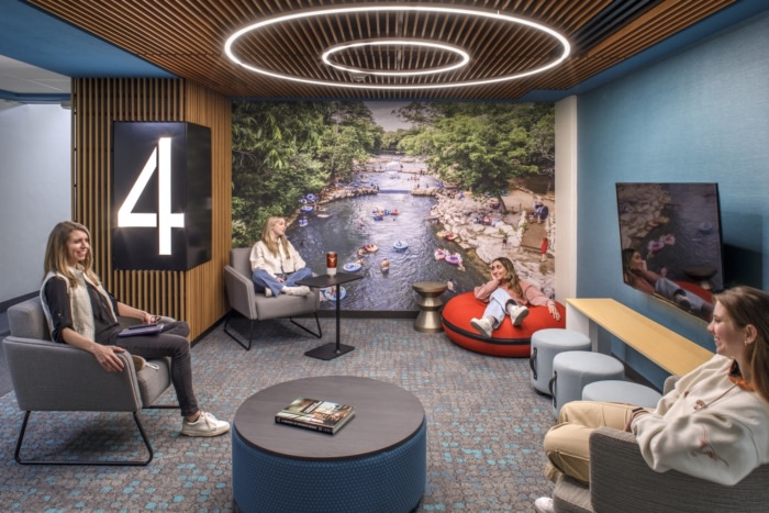 University of Texas at Austin - Kinsolving Dormitory Student Lounges - 0