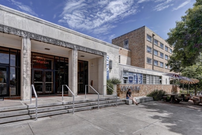 University of Texas at Austin - Kinsolving Dormitory Student Lounges - 0