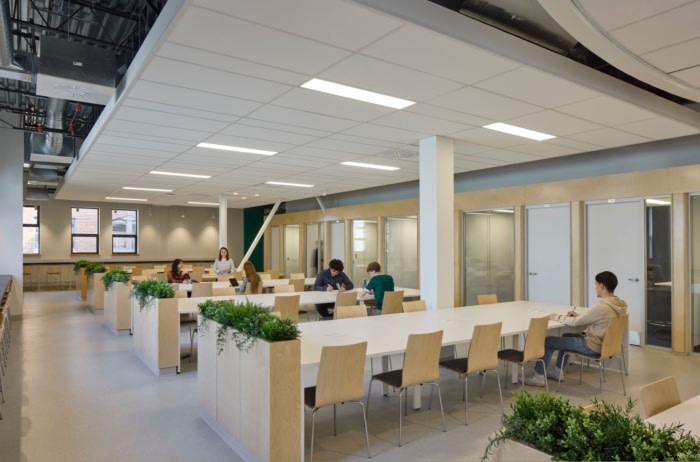 Saint-Jean-sur-Richelieu College Library - 0