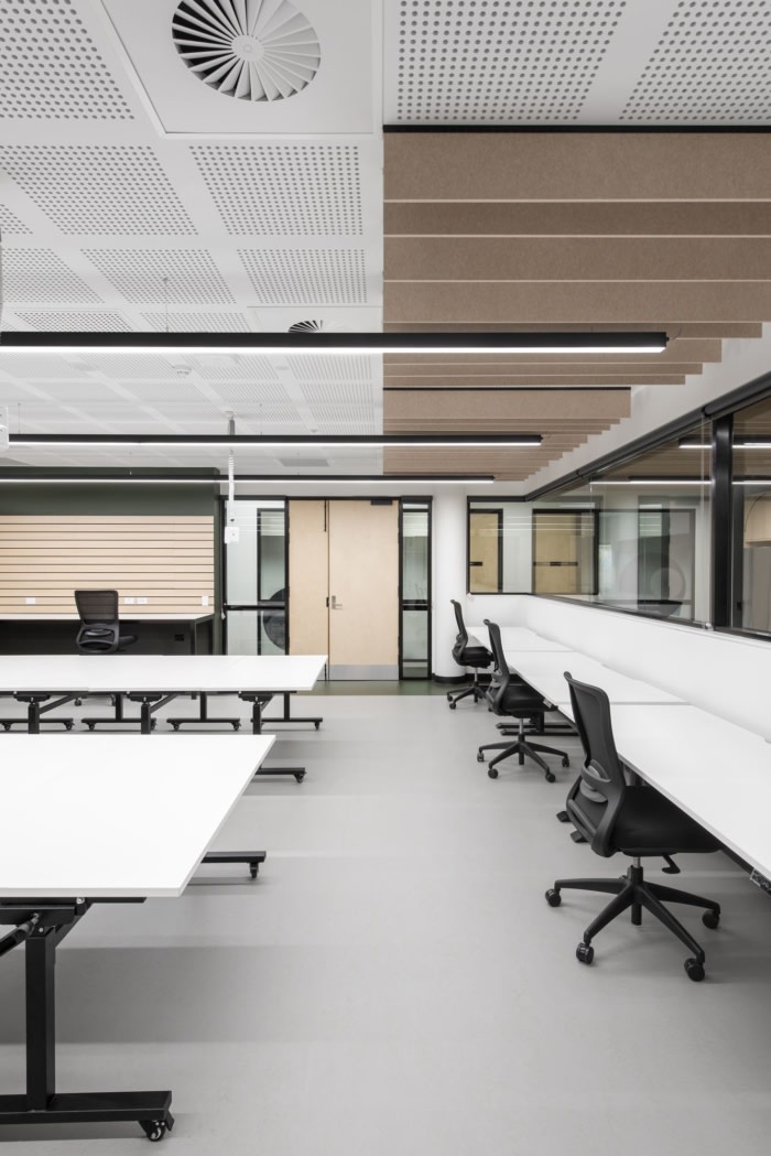 University of South Australia (UniSA) - Defence + Space Research Facility - 0