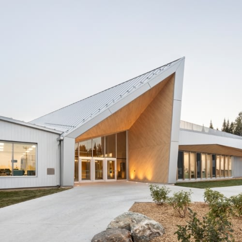 recent Manawan Awacak Okiskinohamatowikamikowaw Elementary School education design projects