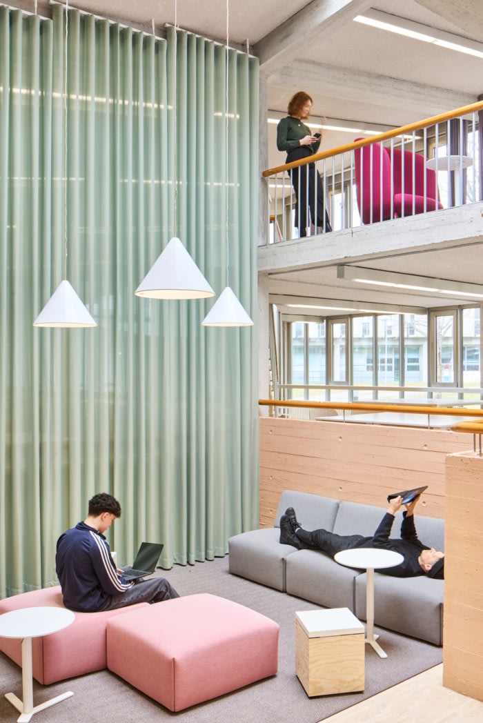 University of Stuttgart - Aquarium Learning Space - 0