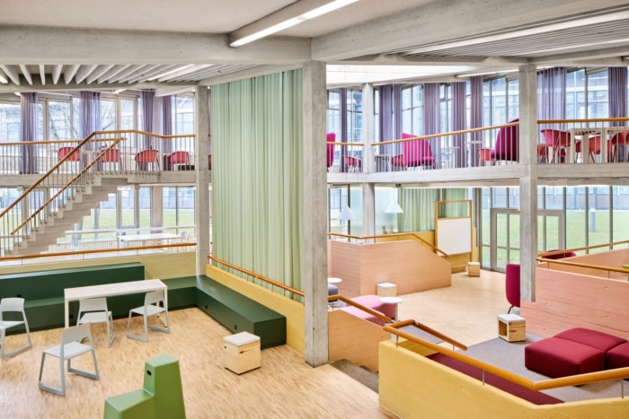 University of Stuttgart - Aquarium Learning Space - 0