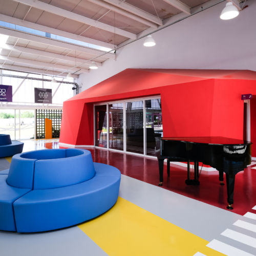 recent Escola Americana de Vitória education design projects