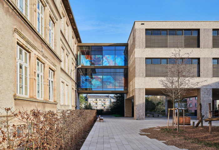 Ecole Brouch: Primary School - 0