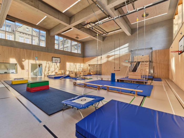 Ecole Brouch: Primary School - 0